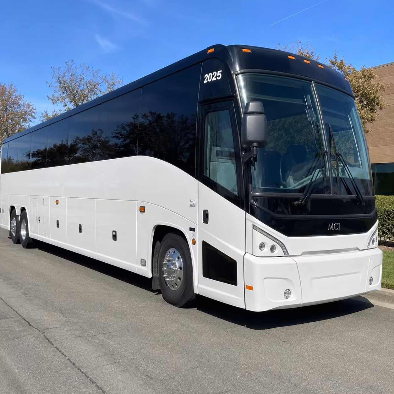 charter bus rentals for corporate retreats in the yakima wine country