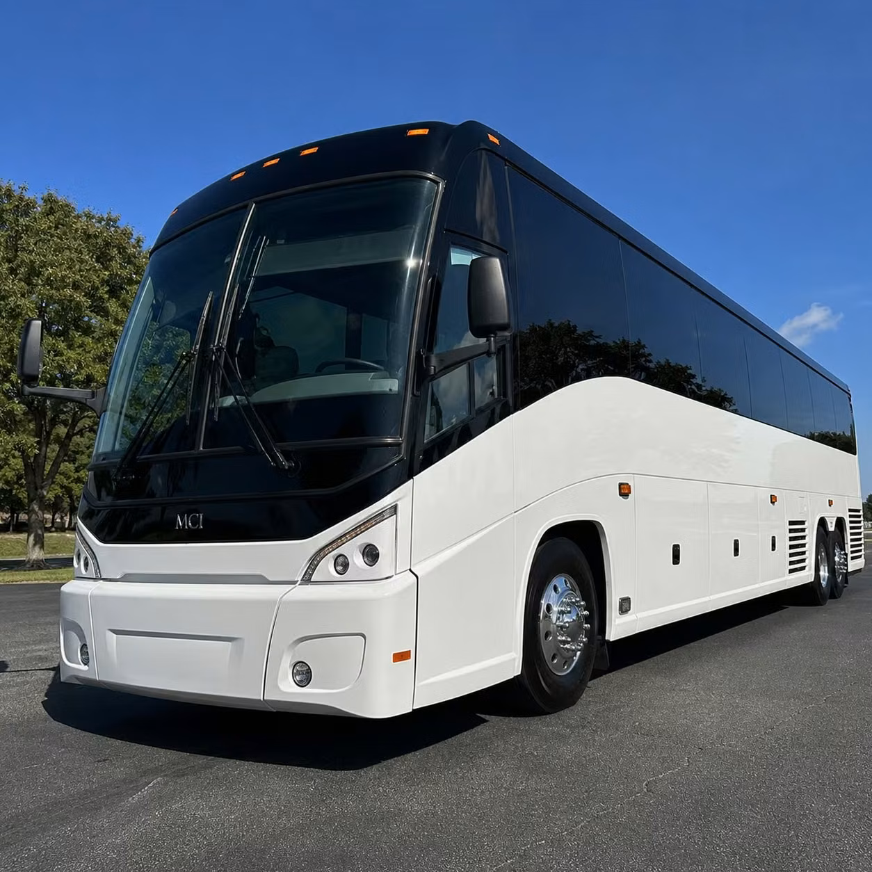 get a private bus for outdoor summer concerts and festivals in the yakima valley