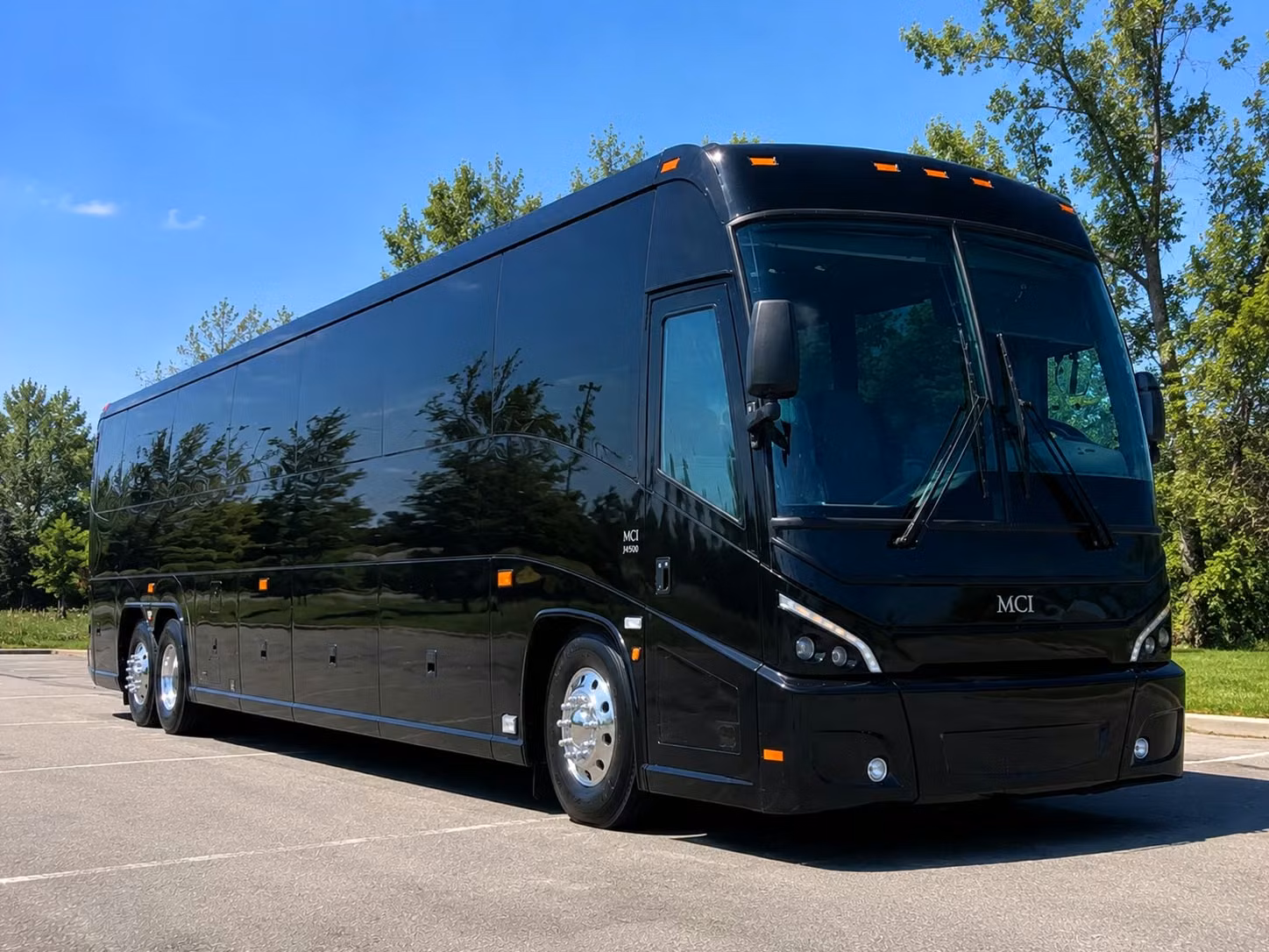 rent a charter bus for yakima student groups heading to agriculture and cultural sites