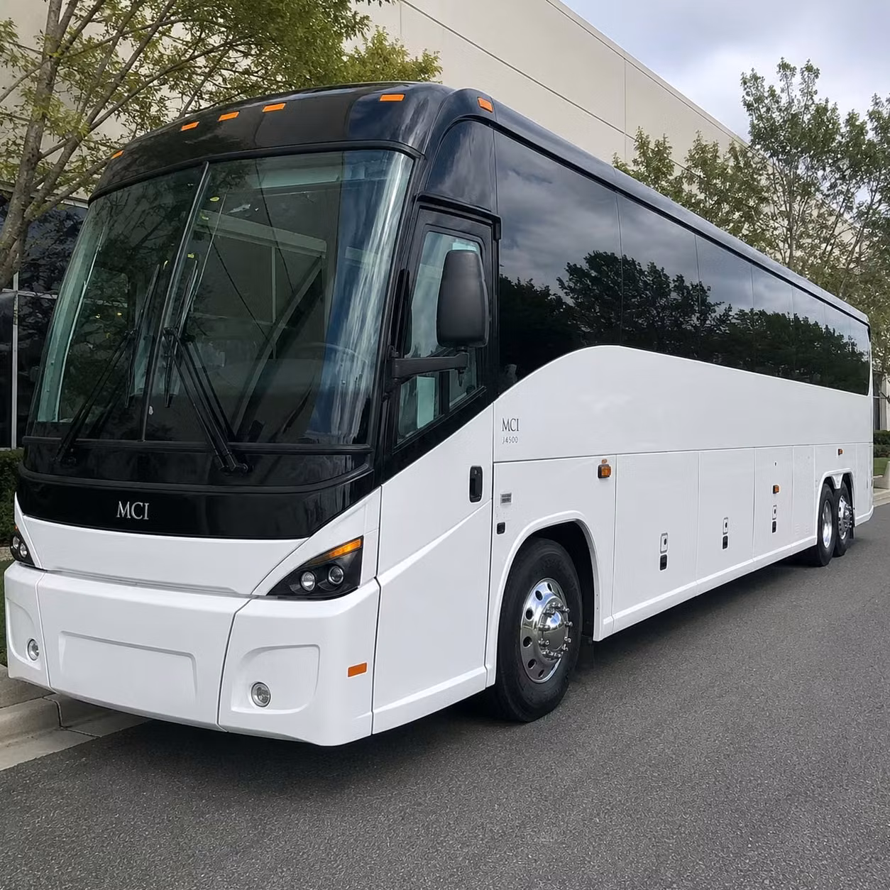 yakima 56 passenger charter bus rental