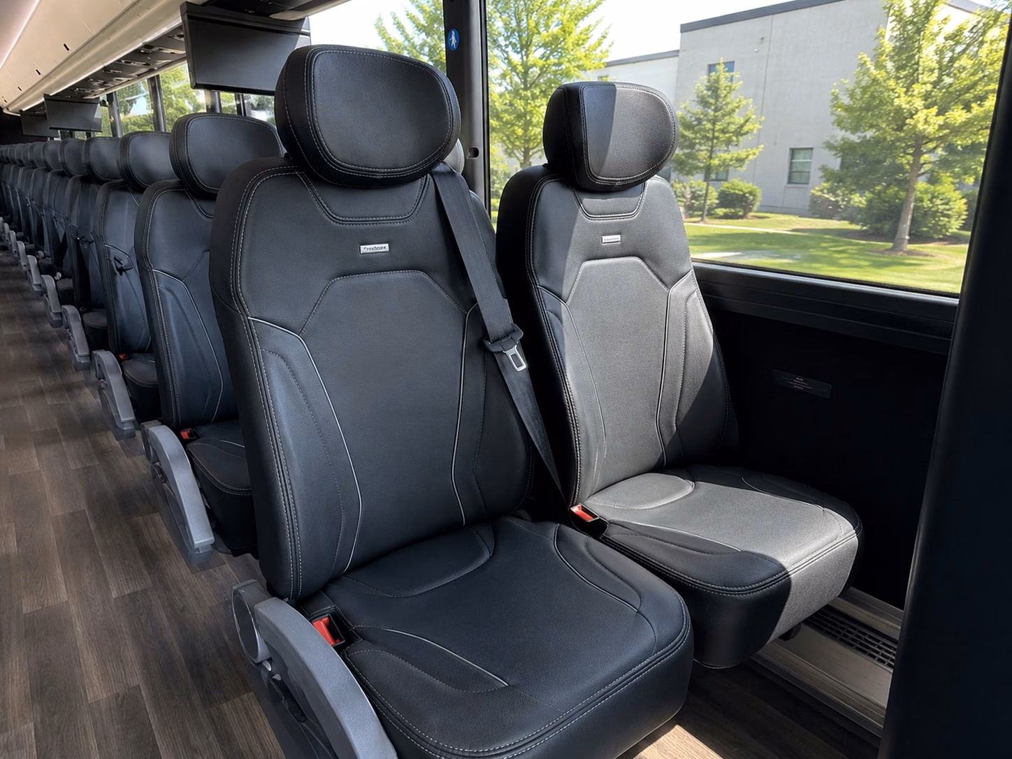yakima venue drop off and parking logistics made simple for wedding days